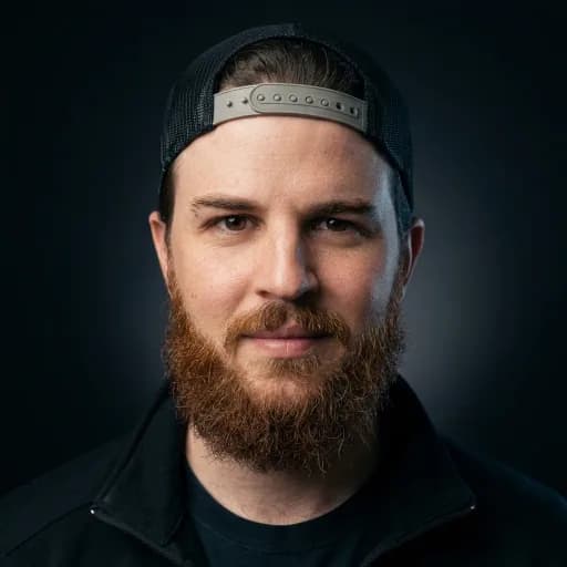 Drew Gowan headshot